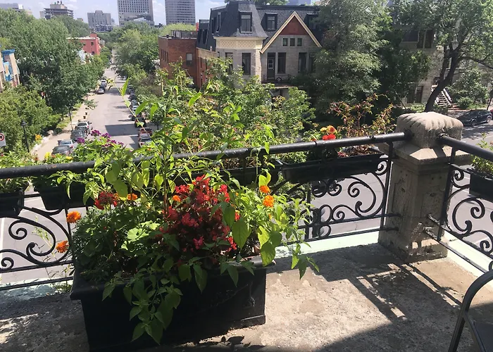 Hotel De Paris Montreal